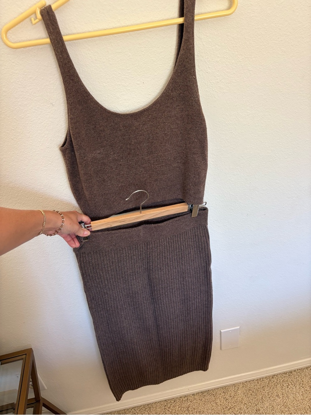Gap women’s sweater set